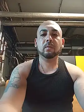 Baszlak34 stripchat live cam model