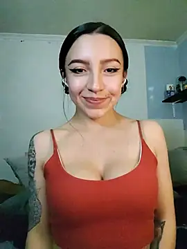 Paudelatorre stripchat live cam model