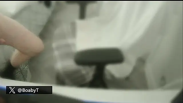 boabyTparTy stripchat live cam model
