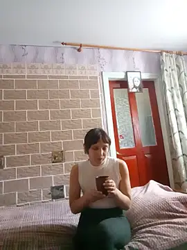 Ponka2011 stripchat live cam model
