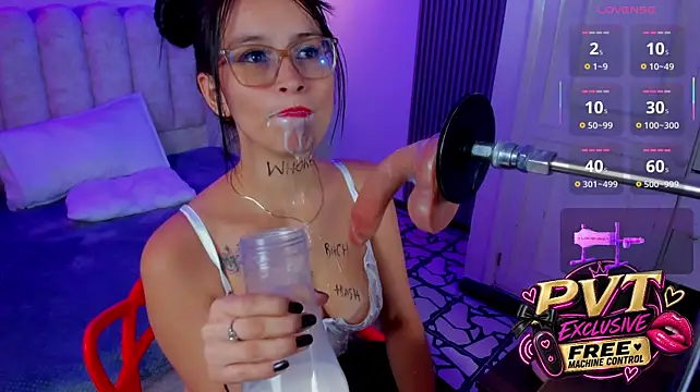 yourlittle_kathe stripchat live cam model