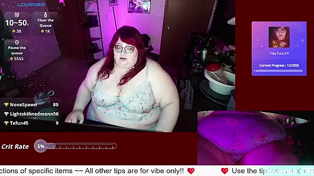 RileySynn stripchat live cam model