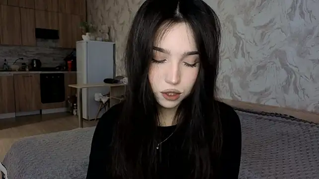 AmieSky stripchat live cam model