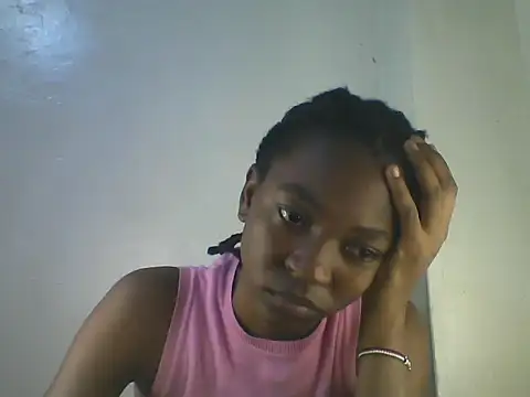 cutebrownny stripchat live cam model