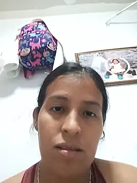 Hurtad_12 stripchat live cam model