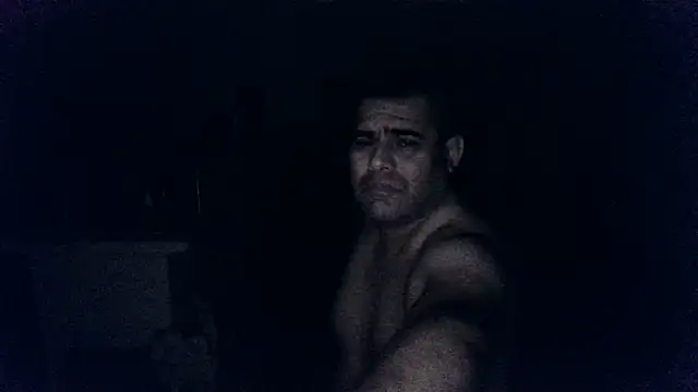 Q1357q stripchat live cam model
