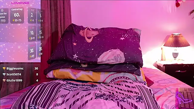 AllysonStonne stripchat live cam model