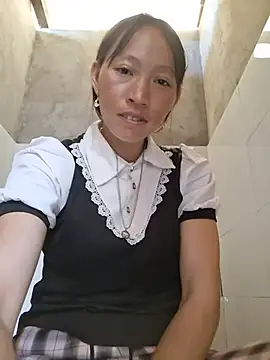 tcm-cute stripchat live cam model