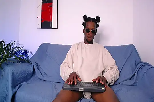 SkylerBigxxx stripchat live cam model
