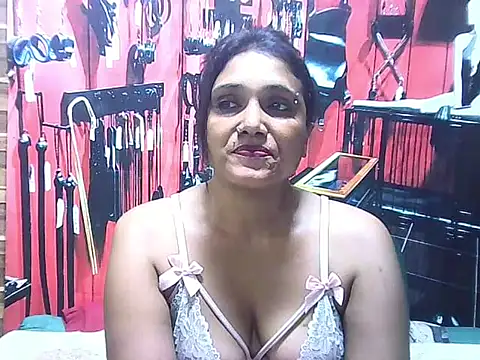 IndianSexyLady20 stripchat live cam model