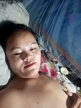 Lily-bi stripchat live cam model