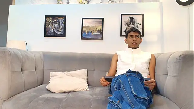 RED_ZONE_BOYS stripchat live cam model