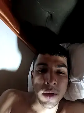 Tchutom stripchat live cam model