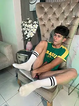 AndyJustgame_ stripchat live cam model