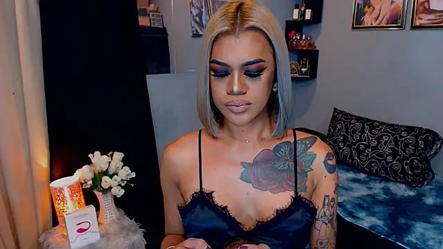 StellaStrong30 stripchat live cam model