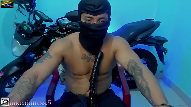 zeus_7777 stripchat live cam model