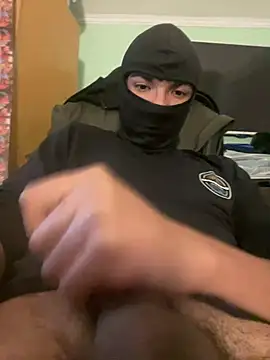 cesartumare stripchat live cam model
