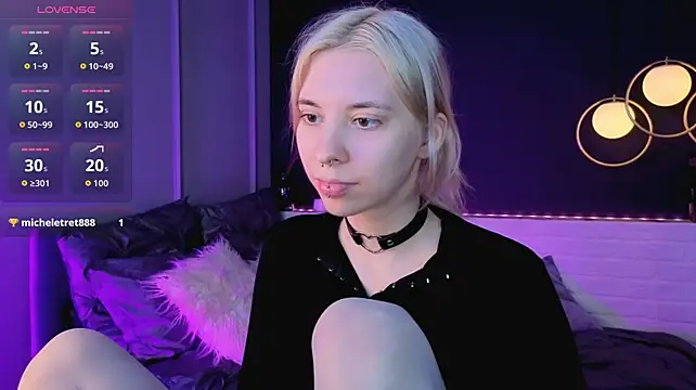 Camilla_Evers stripchat live cam model