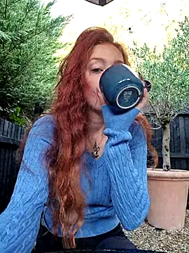 Ember_Starr stripchat live cam model