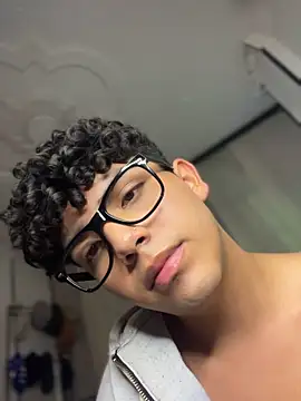 Kairoo_ stripchat live cam model