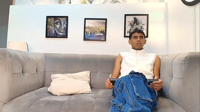 RED_ZONE_BOYS stripchat live cam model