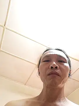 chuahboonsing stripchat live cam model