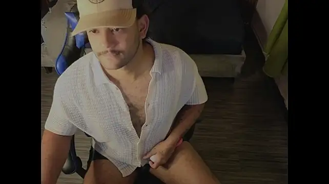 luke44404 stripchat live cam model