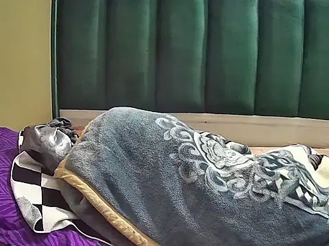 VibeCandyxx stripchat live cam model