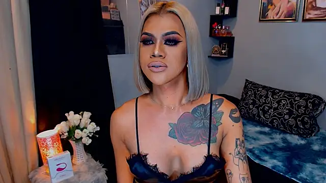 StellaStrong30 stripchat live cam model