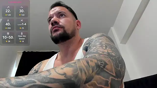 musclemonster31 stripchat live cam model