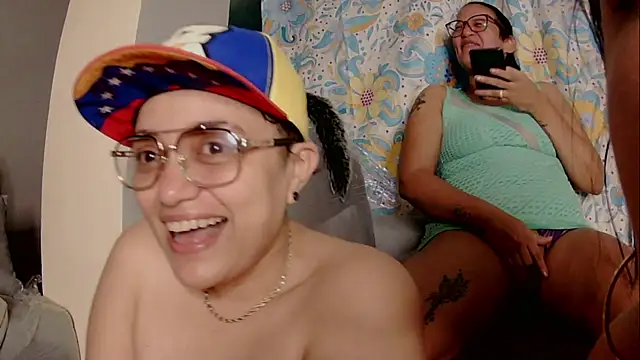 Destrukturada stripchat live cam model