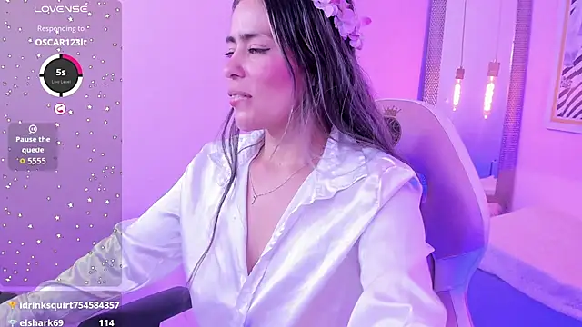 Ivonne_pier_x stripchat live cam model