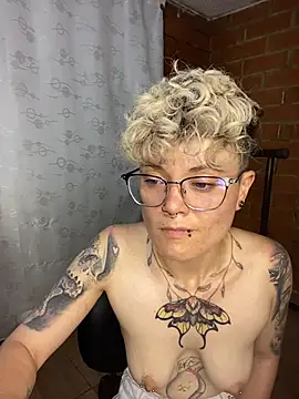 Megan-c stripchat live cam model