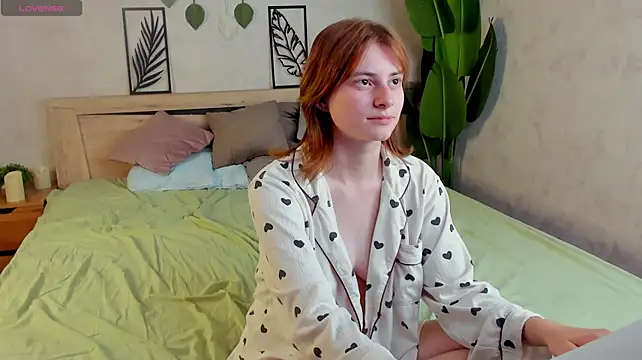 Lilli_Rivera stripchat live cam model