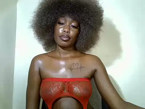momah_water5 stripchat live cam model
