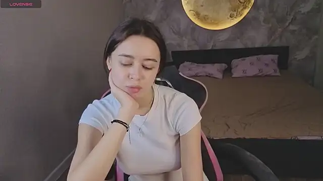 NicoleRossss stripchat live cam model