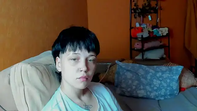 MissKetrin stripchat live cam model
