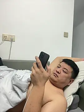 zhang1118 stripchat live cam model