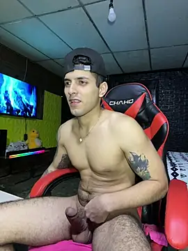 AlessandroAGT stripchat live cam model