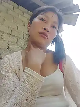 Buong-binh stripchat live cam model