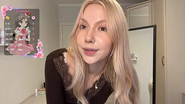 PlatinumLuxe stripchat live cam model