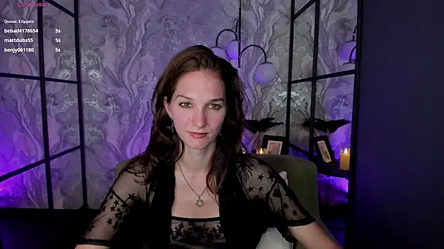 MirandaGlow stripchat live cam model
