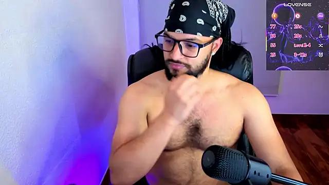 Ernesto-Rodriguez82 stripchat live cam model