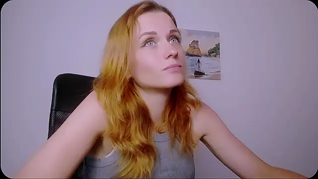 PeppyMia stripchat live cam model