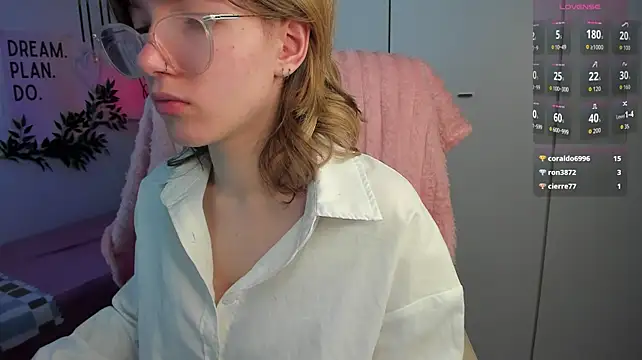 ViolettMix stripchat live cam model