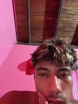 Adan21_cm stripchat live cam model