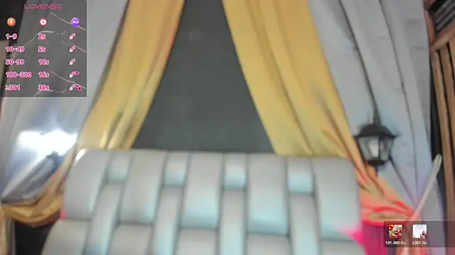 Yeidonn stripchat live cam model