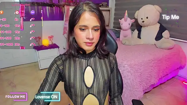kumikoxxx stripchat live cam model
