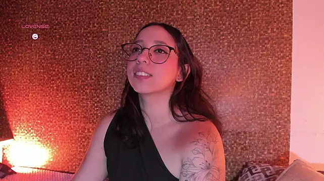 Apartment28 stripchat live cam model