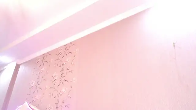 lilianbee stripchat live cam model